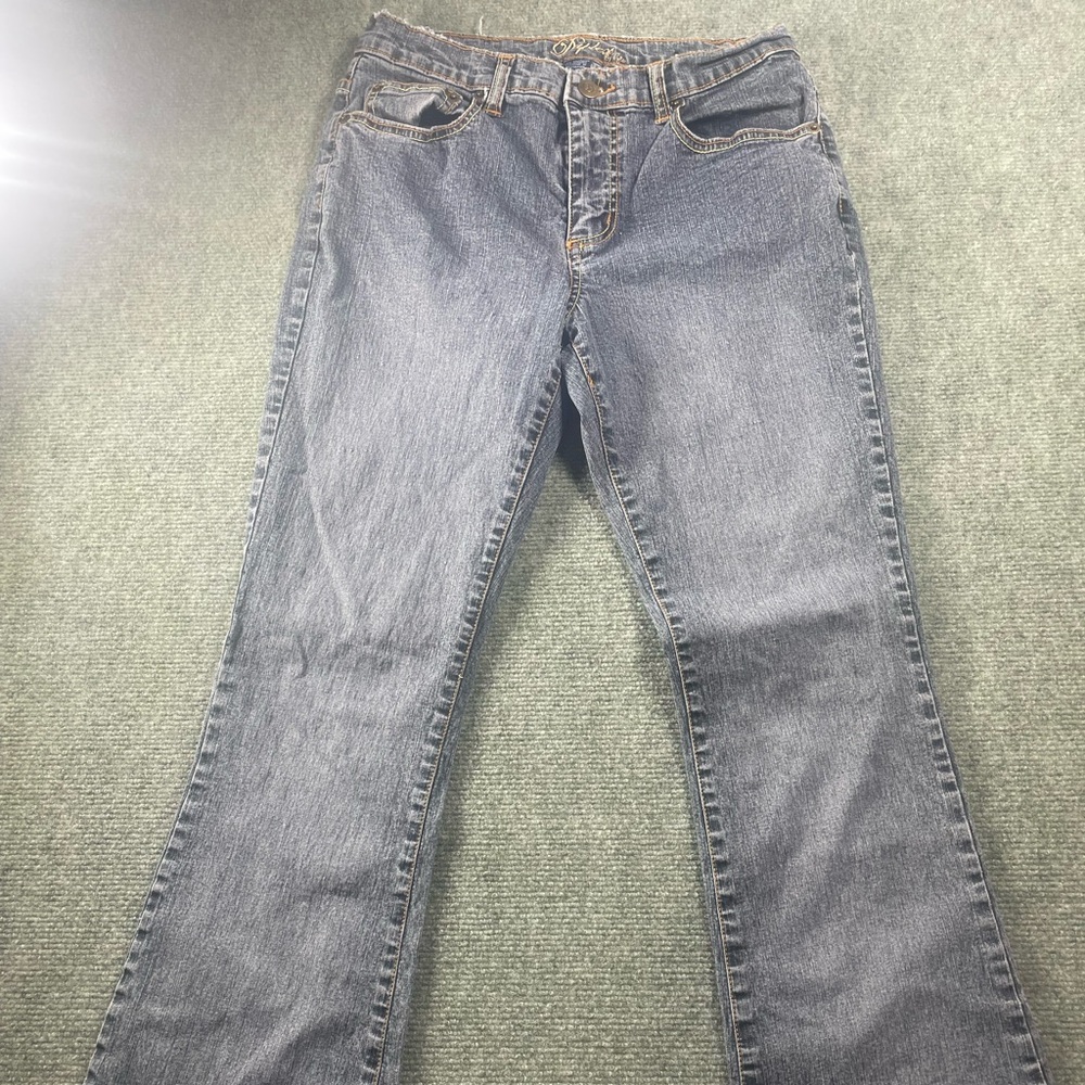 Women's Mid-Rise Flare Jeans in Washed Blue Denim